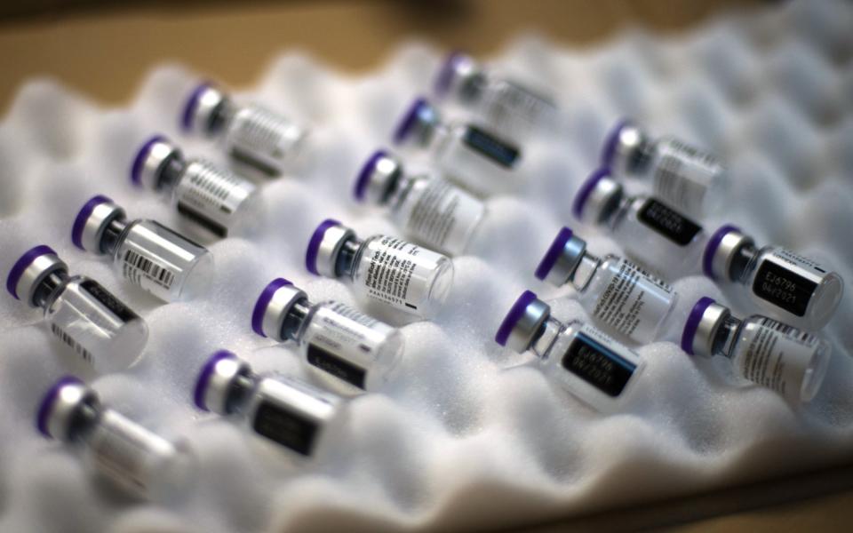 Vials of Pfizer-BioNTech Covid-19 vaccines after delivery to the Ambroise Pare Clinic in Paris, France, on Wednesday, Jan. 6, 2021.  -  Nathan Laine/Bloomberg