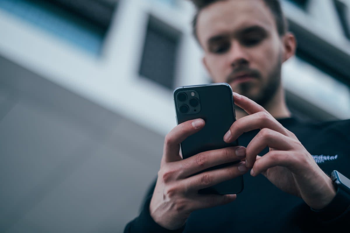 British people have reported receiving scam energy bills text messages (Jonas Leupe/Unsplash)