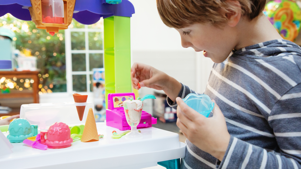 The best kids' toys we've tried this year: Play-Doh Kitchen Creations Drizzy Ice Cream Truck