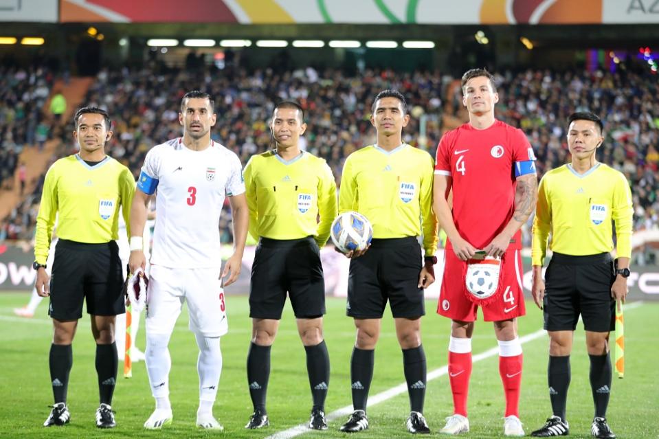 In this battle, Lawrence (second from right) serves as the captain.  (Photo: Hong Kong Football Association)