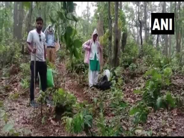 The team of health workers. (Photo/ANI)