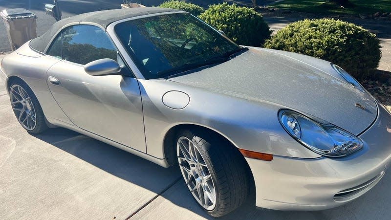 Nice Price or No Dice 1999 Porsche 911 Carrera