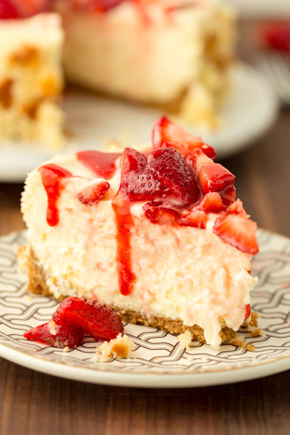 Strawberry Shortbread Cheesecake