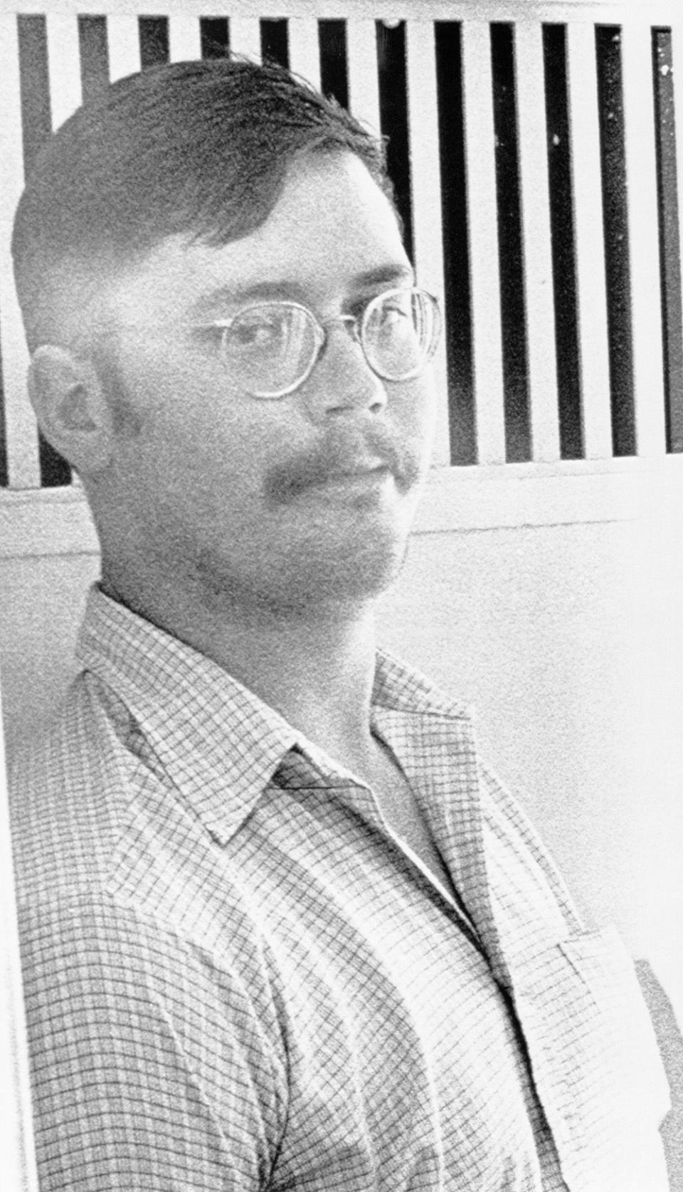 Edmund Kemper looking at the camera with a smirk