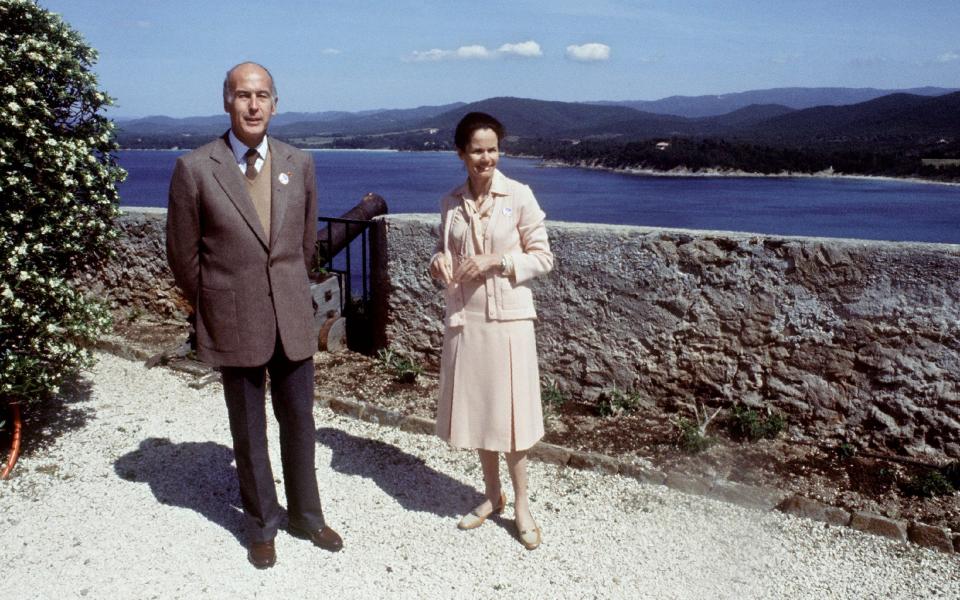 Giscard on holiday with his wife, Anne-Aymone, in 1979 - GETTY IMAGES