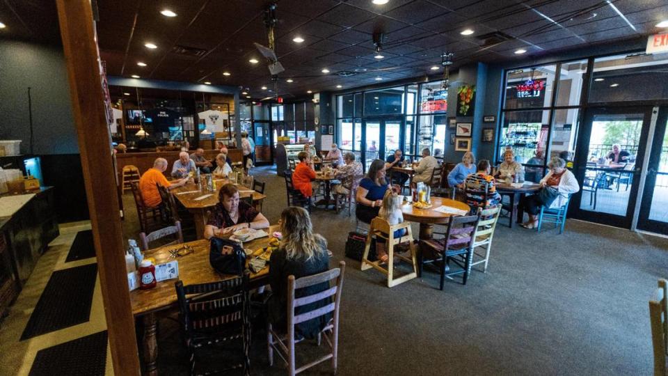 Ramsey’s Diner on West Zandale Drive, like all the other locations, features garage sale tables and chairs.