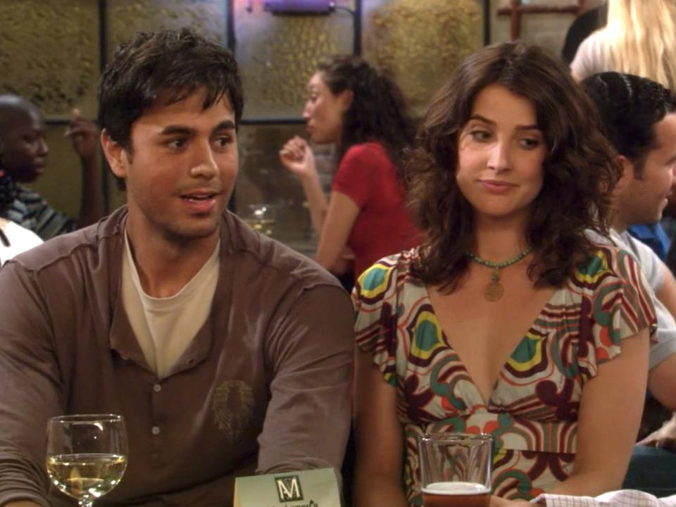 Enrique Iglesias and Cobie Smulders on season three, episode one of "How I Met Your Mother."