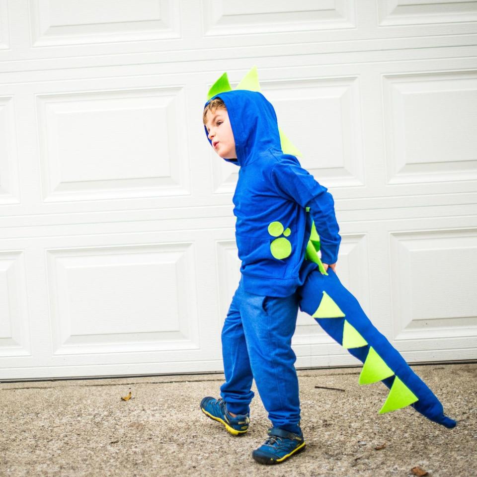 DIY No-Sew Dinosaur Costume