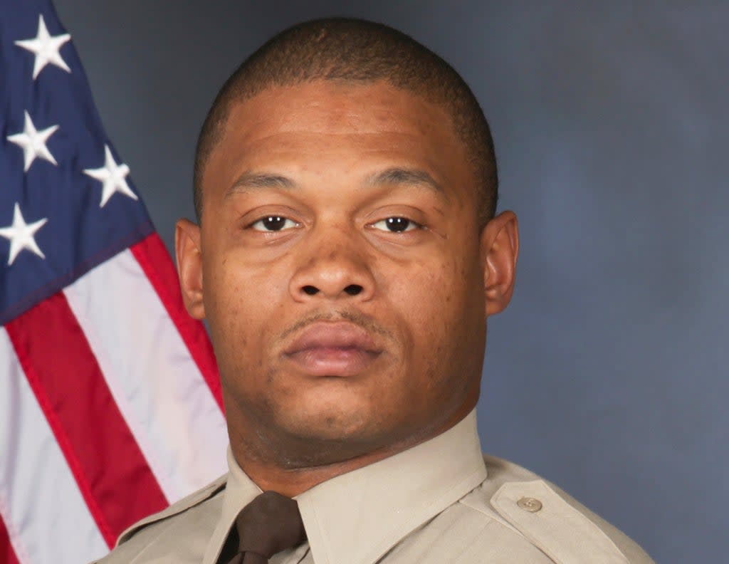 Police Chase-Officer Killed (ASSOCIATED PRESS)