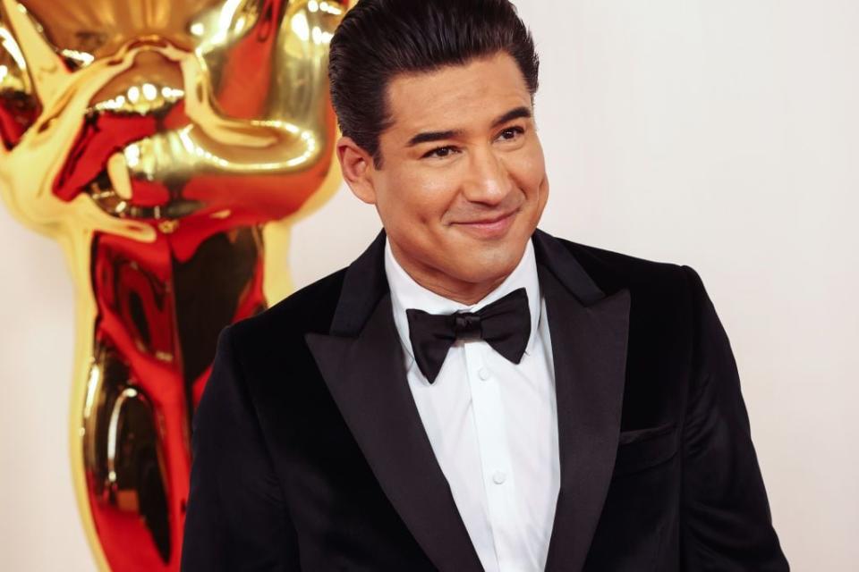 Mario Lopez arrives for the 96th Academy Awards.