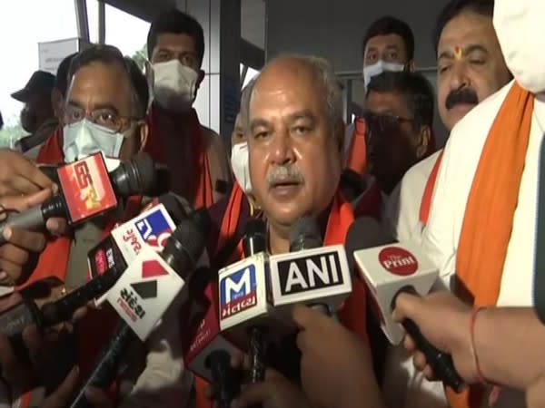 Union Minister of Agriculture and Farmers Welfare Narendra Singh Tomar (Photo/ANI)