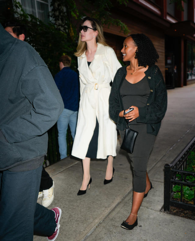 Angelina Jolie looks classy as ever while she arrives at the Heathrow  airport in London, UK