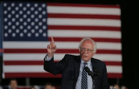 Democratic U.S. presidential candidate Bernie Sanders speaks to supporters at a campaign rally in Rochester, Minnesota February 27, 2016. REUTERS/Brian Snyder