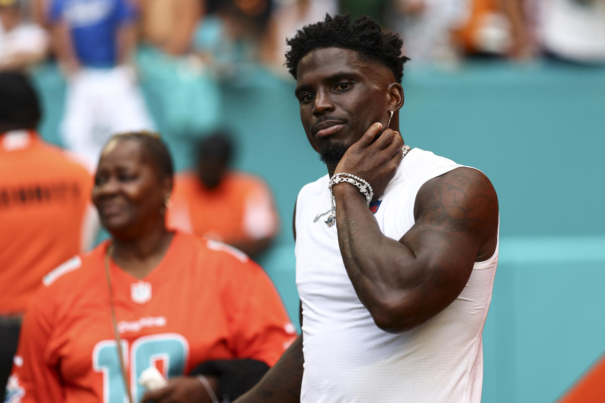 Tyreek Hill of the Dolphins and his agent are demanding the firing of the police officer involved in the incident