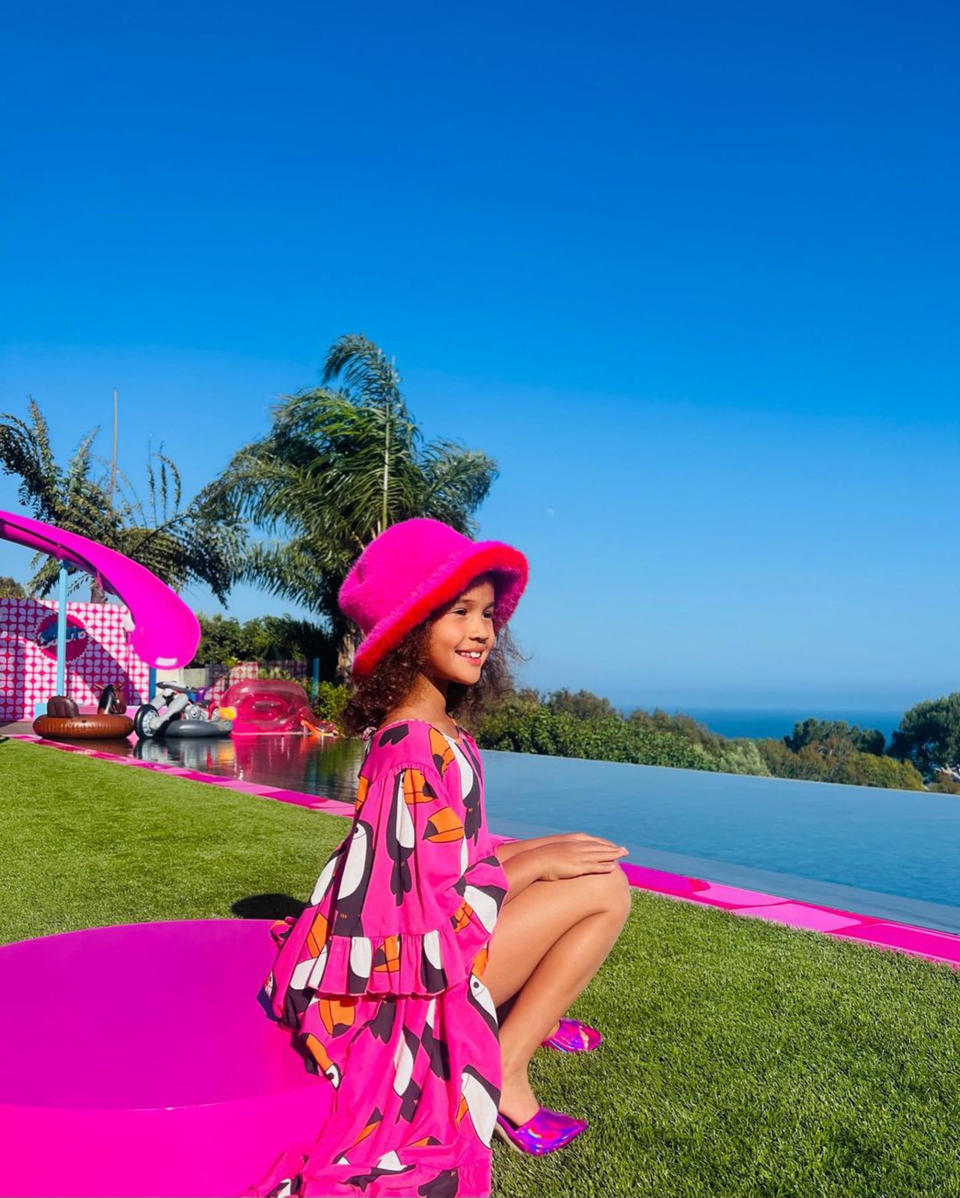 Luna, 7, had no trouble channelling Barbie in her head-to-toe pink ensemble. (Chrissy Teigen / Instagram)