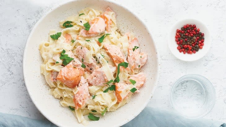 Creamy Salmon Alfredo Pasta