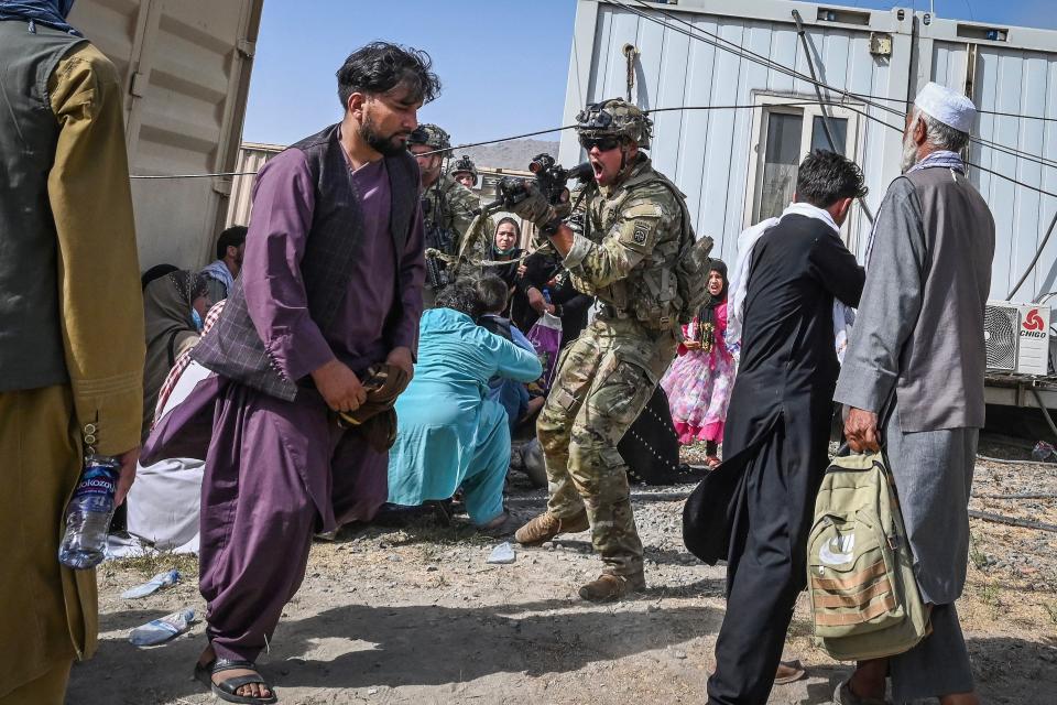 Kabul airport chaos