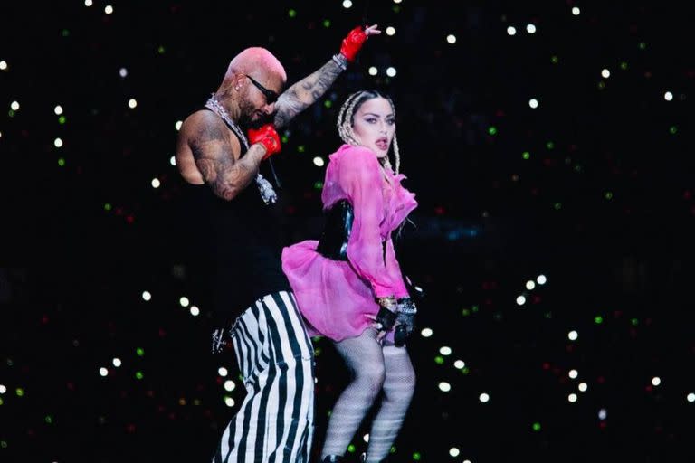 Madonna cantó dos temas en el recital de Maluma el sábado en Medellín y las redes deliraron