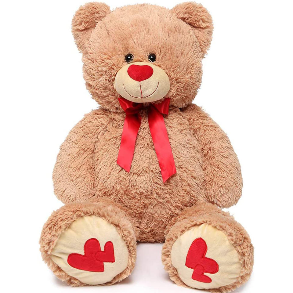 giant large teddy bear, best Valentine's Day gifts