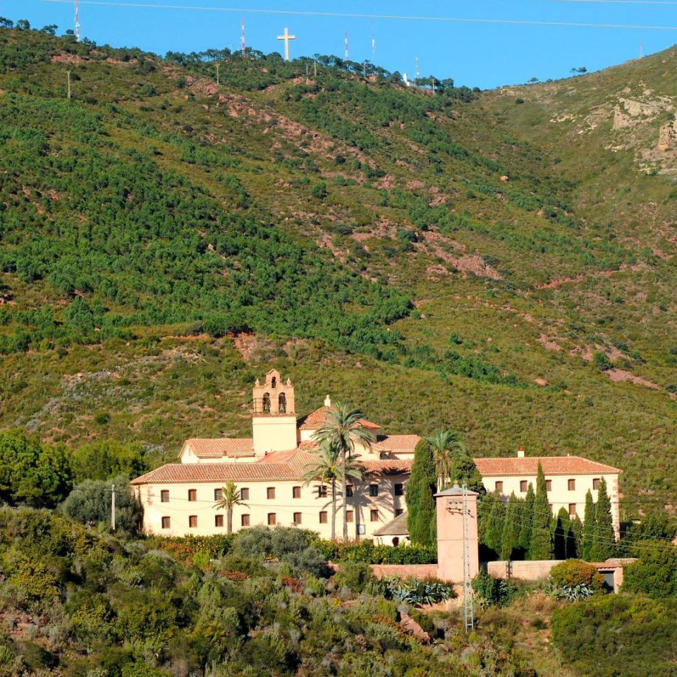Monasterio carmelita en el Parque Natural del Desierto de Las Palmas en Castellón
