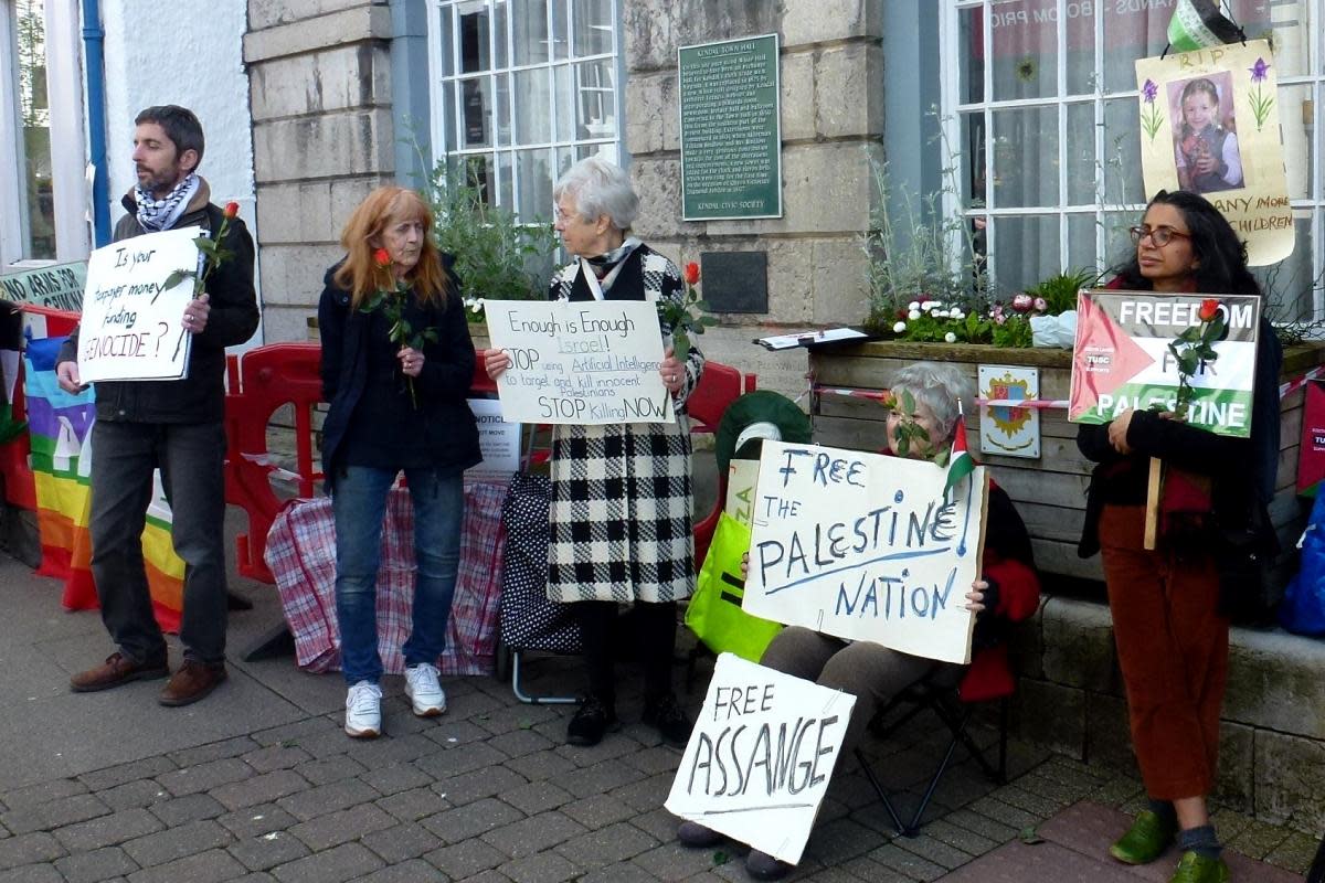 Protestors in Kendal on Saturday <i>(Image: Philip Gilligan)</i>