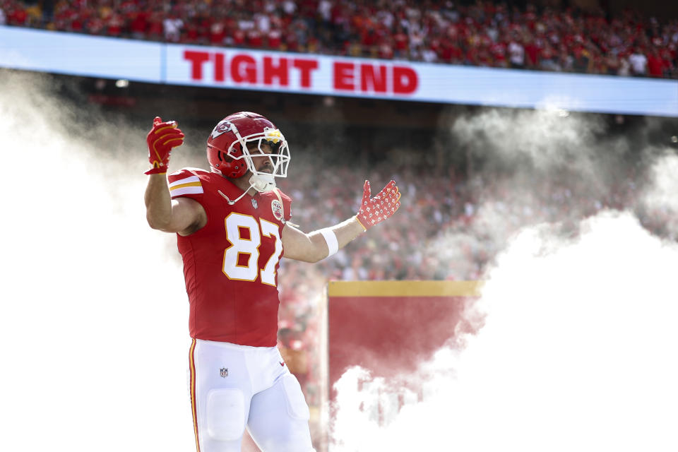 Travis Kelce #87 of the Kansas City Chiefs runs onto the field prior to an NFL football game against the Cincinnati Bengals at GEHA Field at Arrowhead Stadium on September 15, 2024 in Kansas City, Missouri. (Photo by Kevin Sabitus/Getty Images)