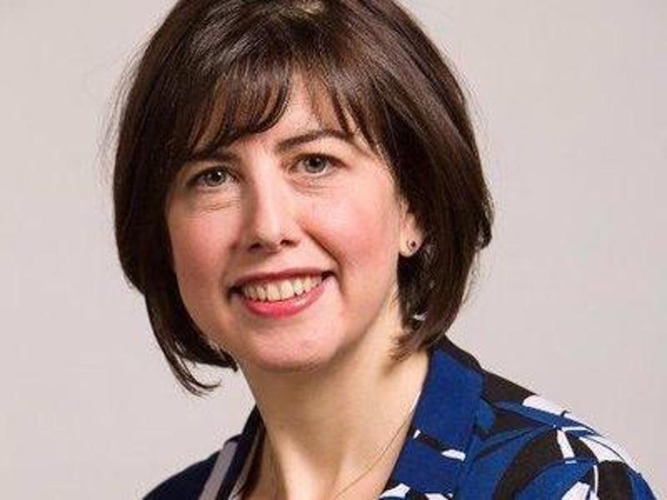 Lucy Powell has said that businesses cannot afford to wait until March (Twitter)