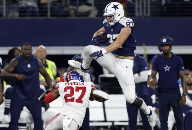 Cowboys beat Giants 28-20 in Thanksgiving game