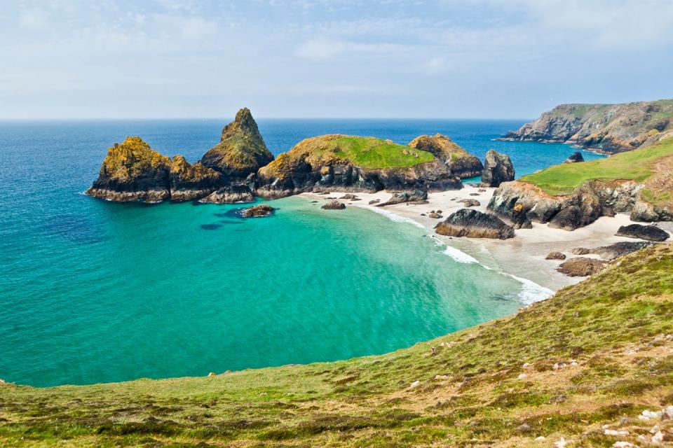 Visitors to Kynance Cove Beach need to be careful of not getting cut off by the tide (Getty Images/iStockphoto)