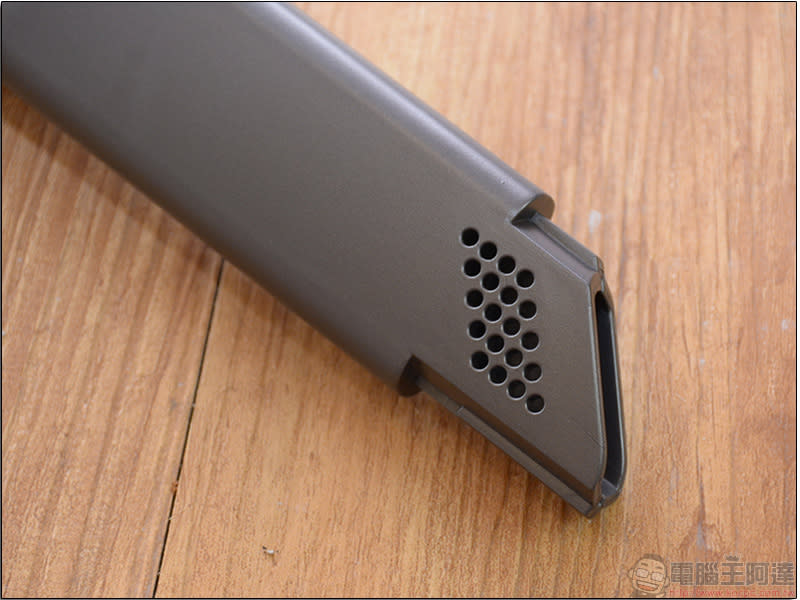 LG CordZero A9 無線手持吸塵器 開箱實測，灰塵、螨蟲通通一掃而空