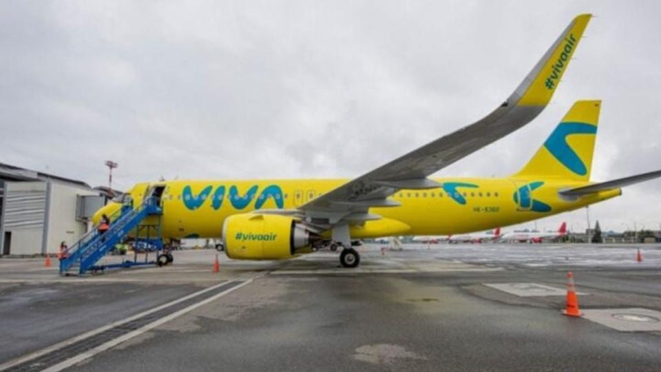 La multa de la SIC a Viva Air señala que la aerolínea tendrá que reponer el dinero de los tiquetes de la usuaria que radicó la demanda. Foto: Archivo Valora Analitik