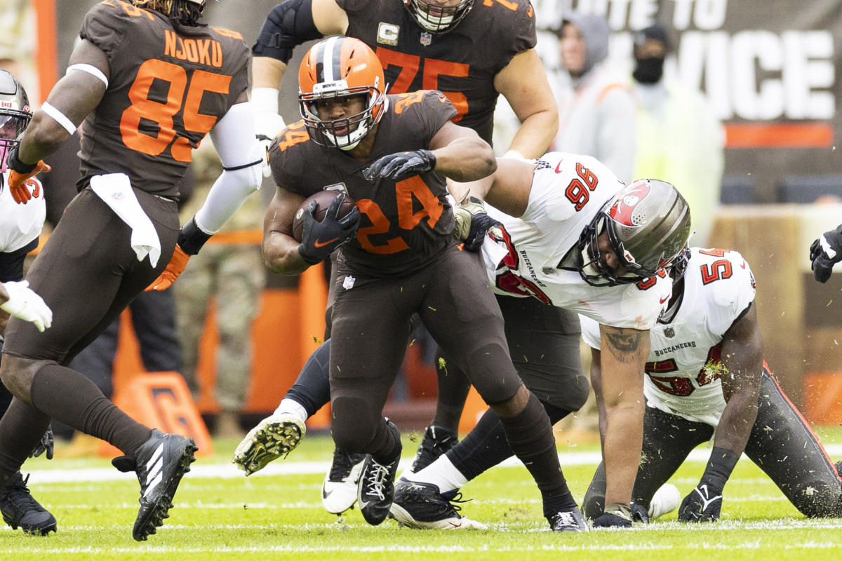 Former Georgia RB Nick Chubb to miss Browns's Thursday night game