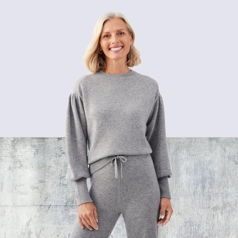 Luxe Cashmere Blend Sweater Crew Neck