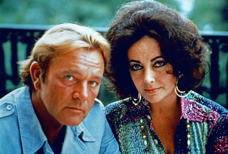 Die Eheleute und Schauspielerpaar Elizabeth Taylor und Richard Burton, USA 1960er Jahre. Couple and actor / actress Elizabeth Taylor and Richard Burton, USA 1960s.