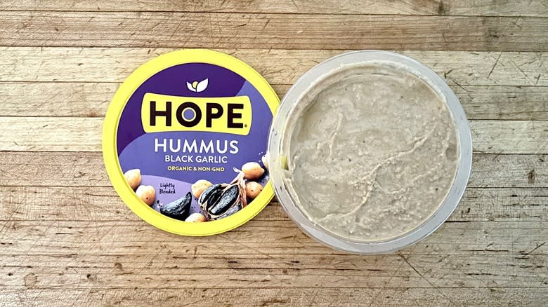 Hummus Black Garlic