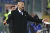 Football Soccer - AS Roma v Sassuolo - Italian Serie A - Olympic stadium, Rome, Italy - 19/03/17 - AS Roma's coach Luciano Spalletti during the match against Sassuolo. REUTERS/Stefano Rellandini