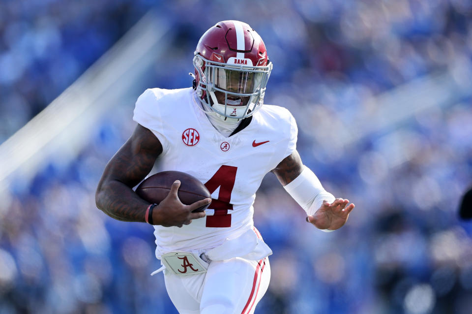 LEXINGTON, KENTUCKY - NOVEMBER 11: Jalen Milroe #4 of the Alabama Crimson Tide against the Kentucky Wildcats at Kroger Field on November 11, 2023 in Lexington, Kentucky. (Photo by Andy Lyons/Getty Images)