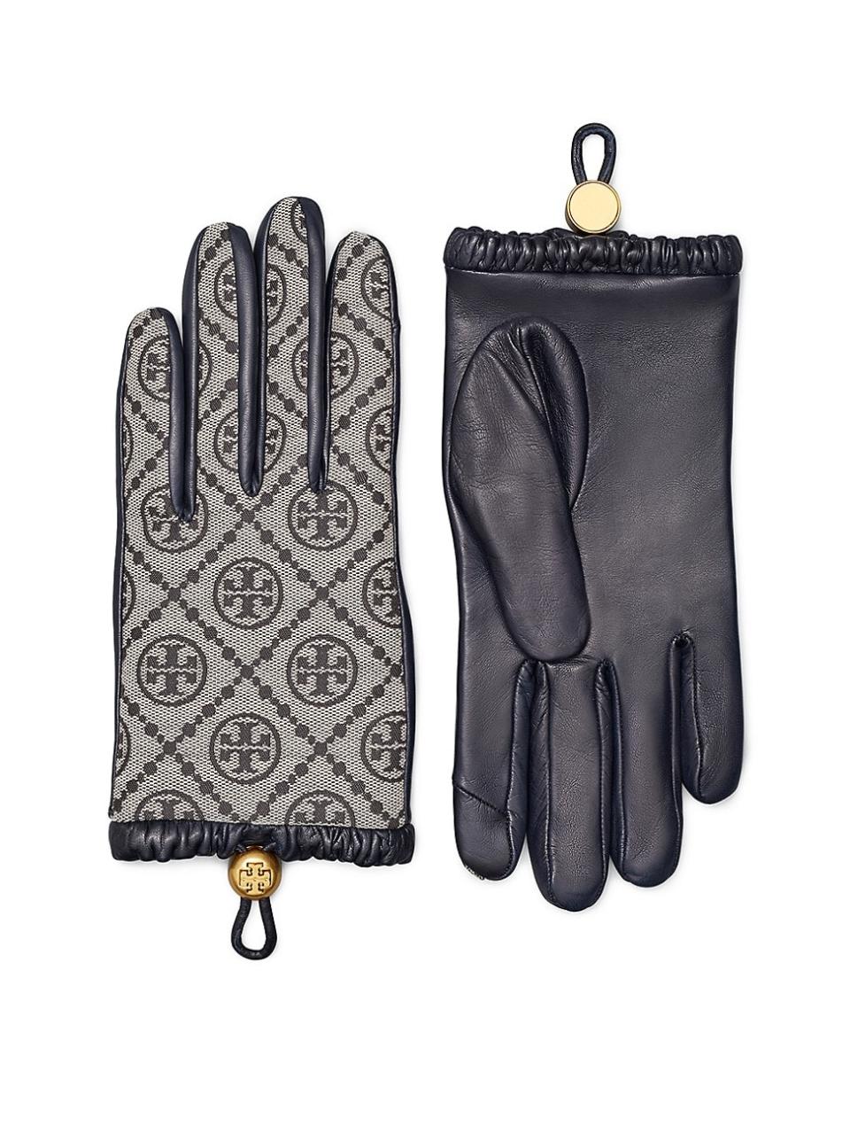 <p><a href="https://go.redirectingat.com?id=74968X1596630&url=https%3A%2F%2Fwww.saksfifthavenue.com%2Fproduct%2Ftory-burch-t-monogram-toggle-gloves-0400015315830.html&sref=https%3A%2F%2Fwww.housebeautiful.com%2Fshopping%2Fg45415057%2Fgifts-for-grandparents%2F" rel="nofollow noopener" target="_blank" data-ylk="slk:Shop Now;elm:context_link;itc:0;sec:content-canvas" class="link ">Shop Now</a></p><p>Women's T Monogram Toggle Gloves</p><p>saksfifthavenue.com</p><p>$298.00</p>