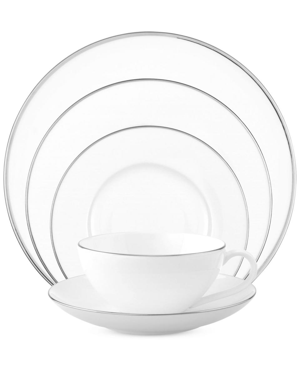 5) Anmut Platinum 5-Piece Place Setting