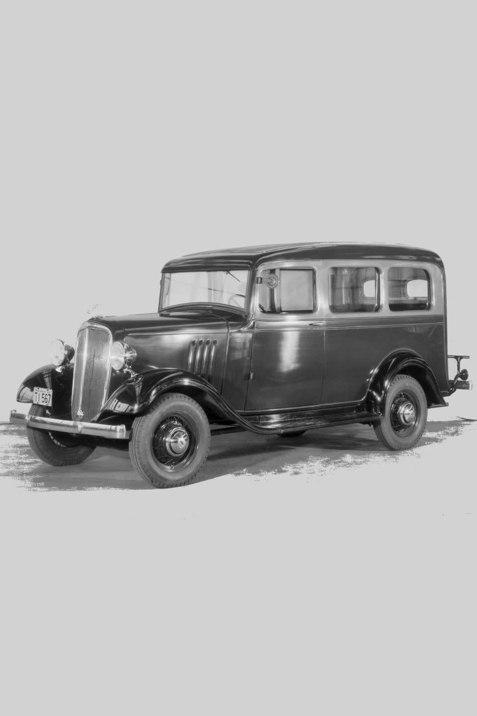 1935: Chevy Suburban Carryall