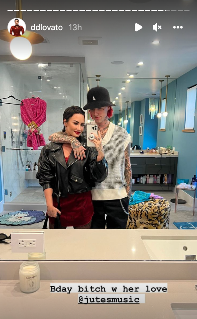 Demi Lovato Celebrates Her 30th Birthday By Going Insta Official With New Boyfriend Jute 9295