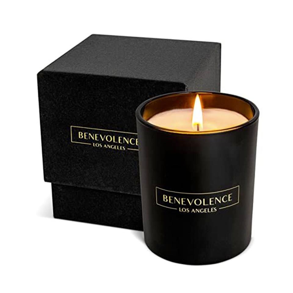 4) Premium Rose & Sandalwood Candle