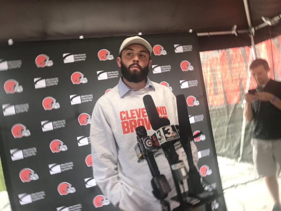 Browns’ QB Baker Mayfield dressed as general manager John Dorsey for the team’s rookie show. (Mary Kay Cabot/Twitter)
