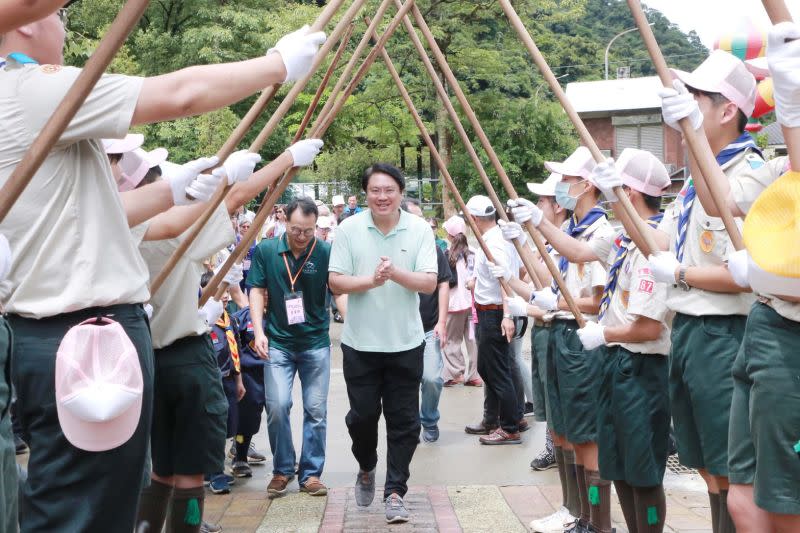 ▲基隆市童軍暨生態遊學中心「拉波波村」(LAPOPO)正式開幕，市長林右昌對於拉波波村的改造成果讚不絕口。（圖／基隆市政府提供）