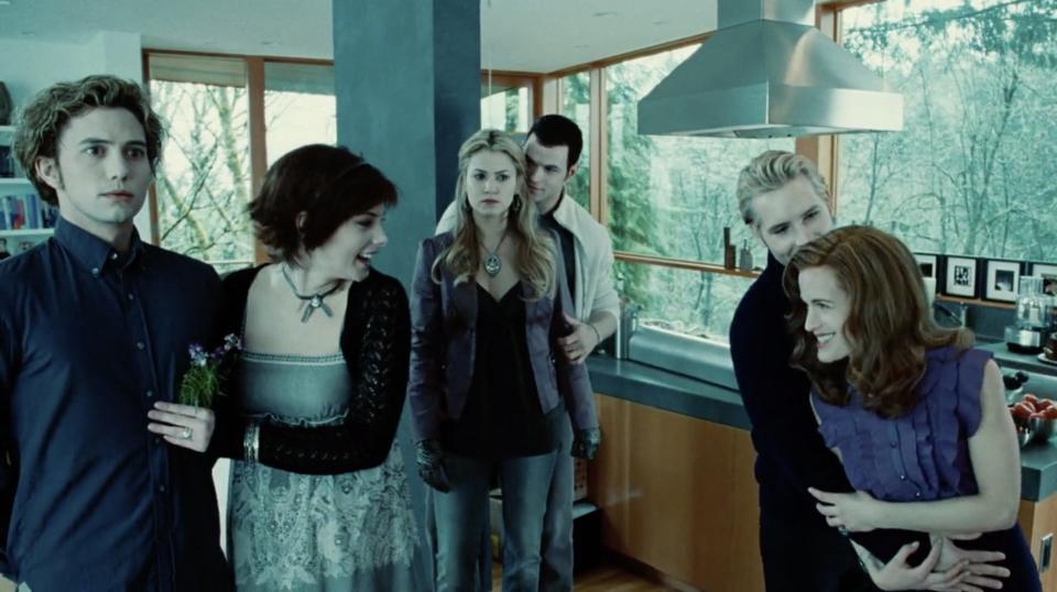 Jackson Rathbone, Ashley Greene, Nikki Reed, Kellan Lutz, Peter Facinelli, and Elizabeth Reaser in "Twilight."