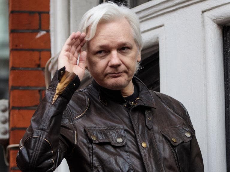 Russia considered smuggling Julian Assange out of UK, report claims