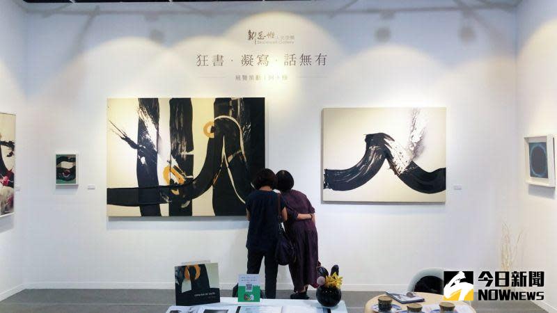 草間彌生 村上隆作品藝博會展出