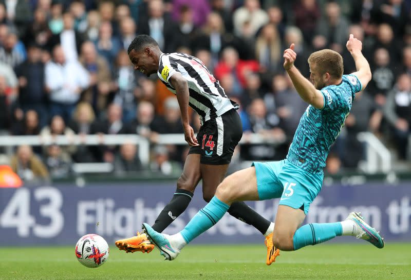 Premier League - Newcastle United v Tottenham Hotspur