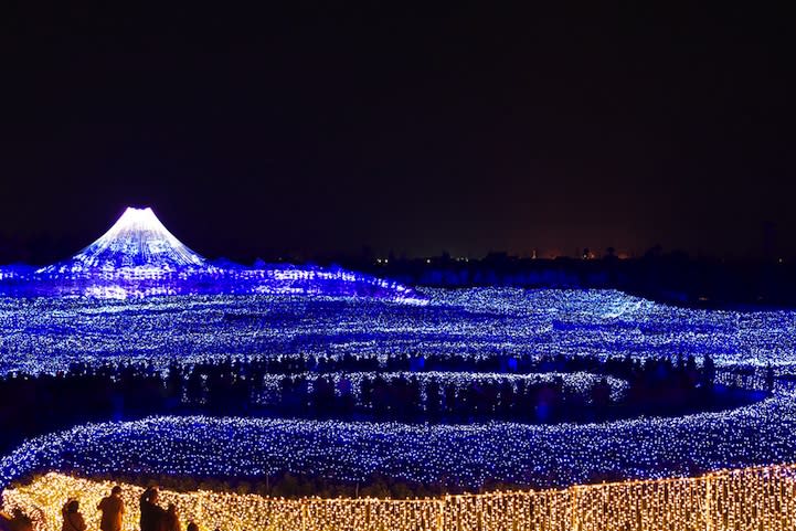 Tunnel of light