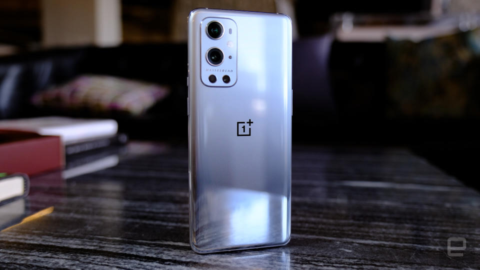 <p>OnePlus 9 Pro review</p>
